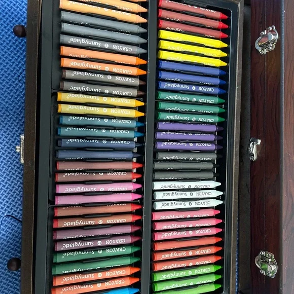 Gallery Studio Paint Pastels Colored Pencils Art Set 142 Pieces in Wooden Case - Picture 2 of 6